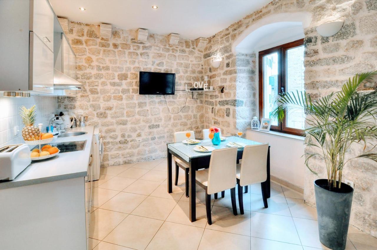 La Dolce Vita Apartment Котор Экстерьер фото